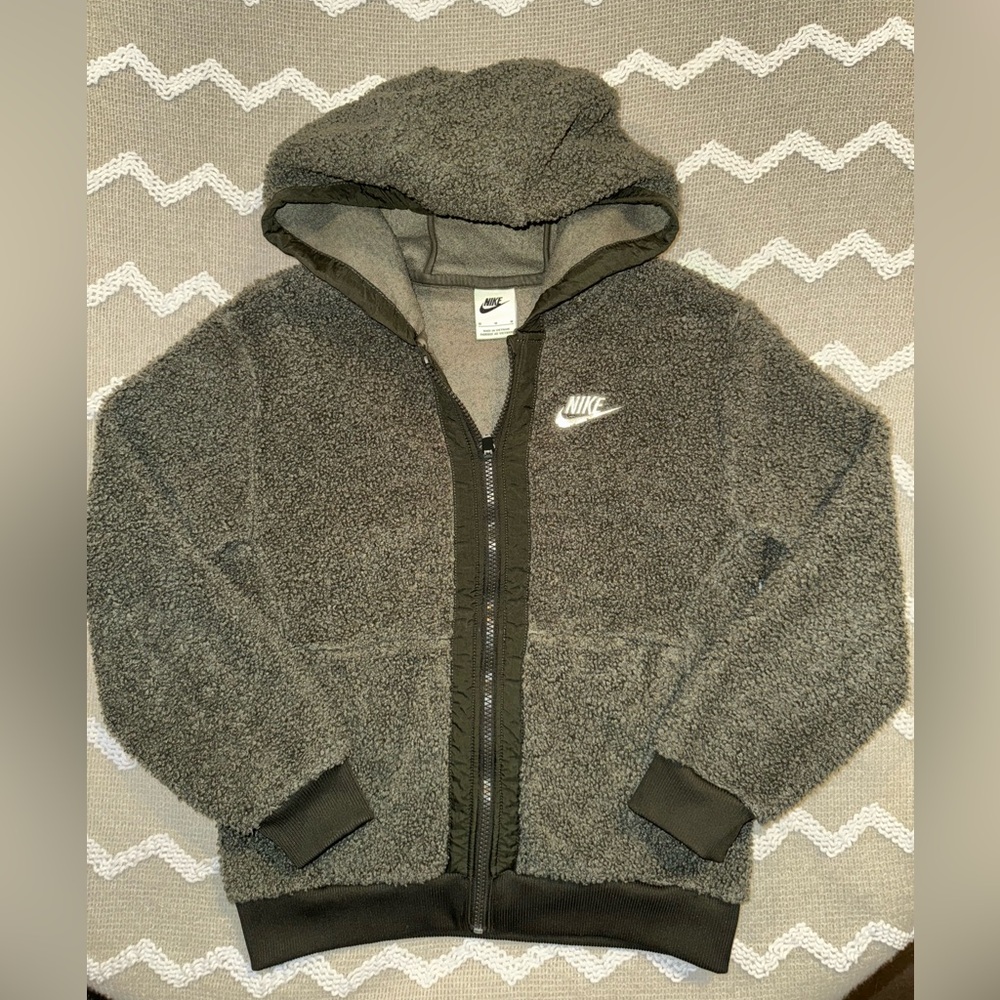 Nike Sportswear Club Fleece Kids' Full-Zip Winterized Hoodie in an olive green